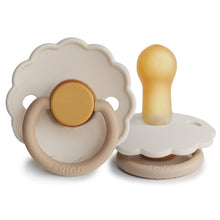 Load image into Gallery viewer, Frigg 2 Pack Dummies - Daisy Chamomile
